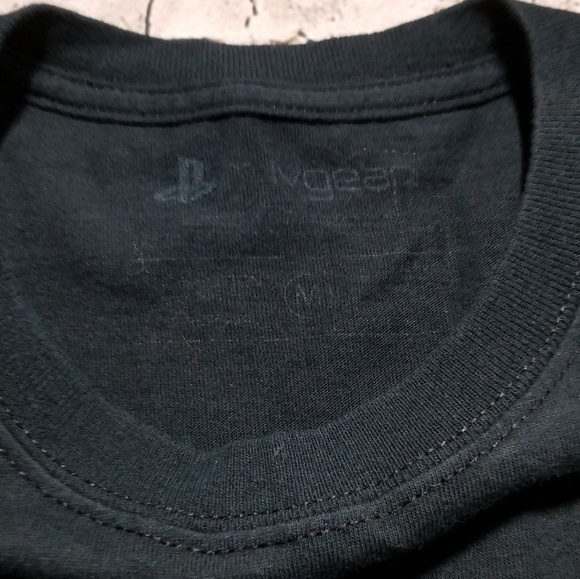 God Of War Playstation Mens Shirt size MEDIUM - Picture 2 of 3